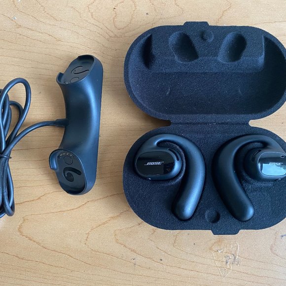 Bose Sport Open wireless Earbuds - Picture 1 of 6